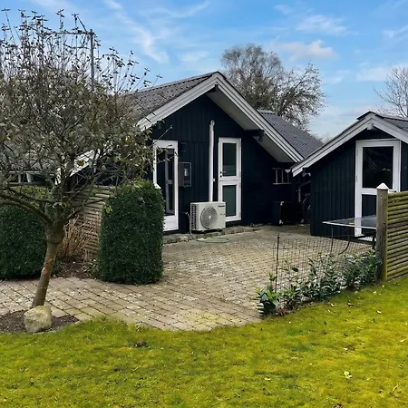 Summer House With Forest View Near Hejsager Сasa de vacaciones Haderslev